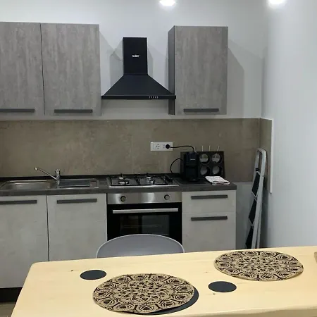 Zisa Private House